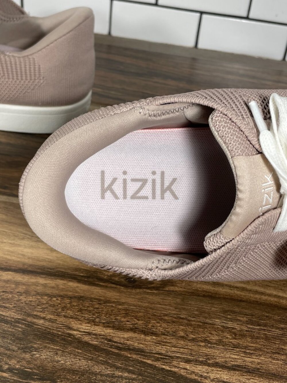 Kizik Irvine Shoes Womens Size 9.5 Wide 2E Taupe Hands Free Casual Sneakers - Picture 11 of 13